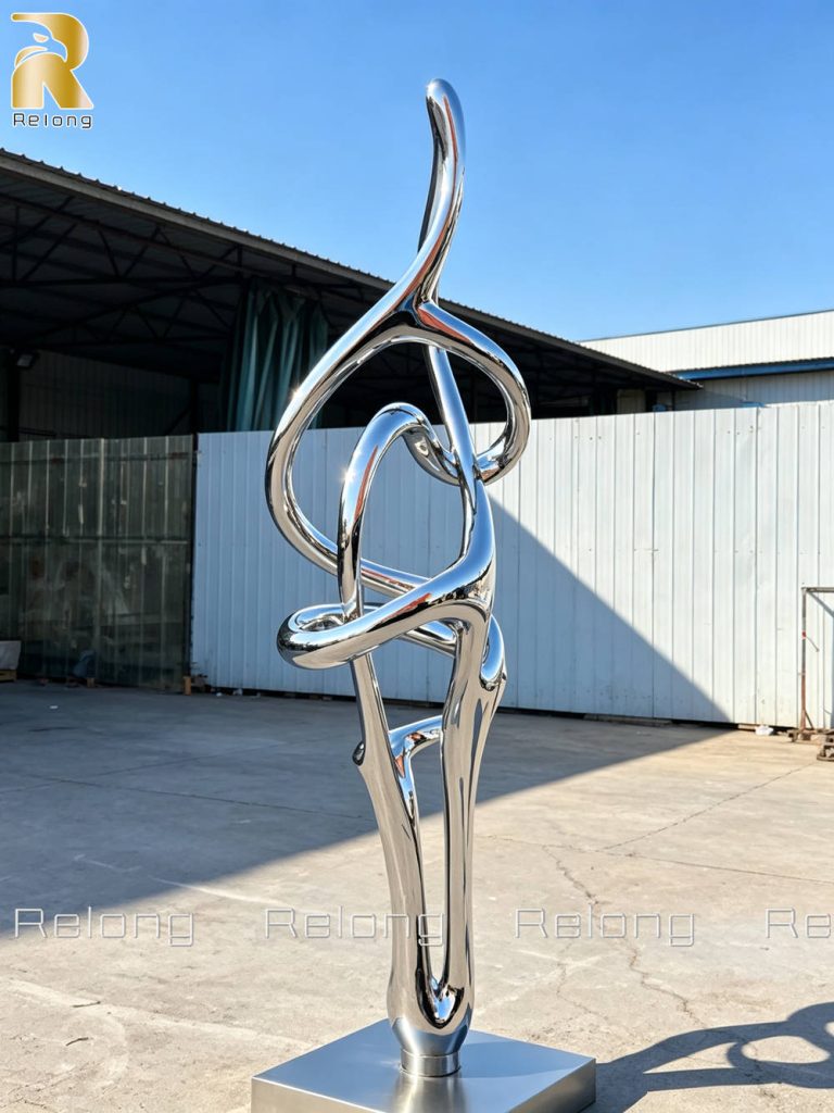 mirror polished knot sculpture details (1)
