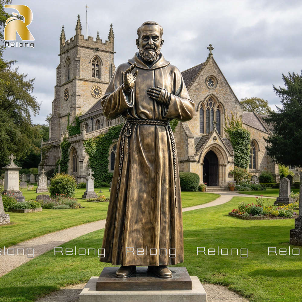 Padre Pio Statue for outdoor Church